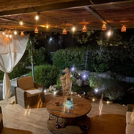 Pour 4 Personnes Proche Santa Giulia Villa