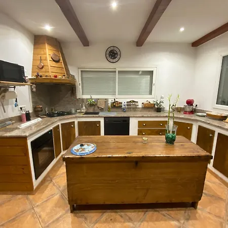 Pour 4 Personnes Proche Santa Giulia Sotta