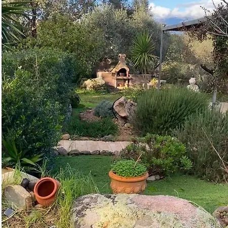 Pour 4 Personnes Proche Santa Giulia Villa