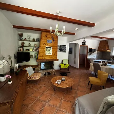 Pour 4 Personnes Proche Santa Giulia Villa *