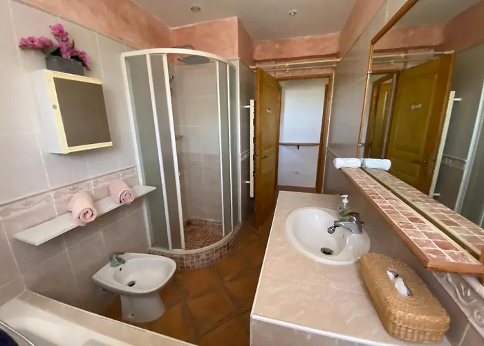 Villa Pour 4 Personnes Proche Santa Giulia Sotta