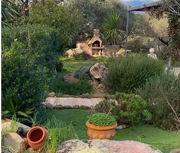 Pour 4 Personnes Proche Santa Giulia Villa